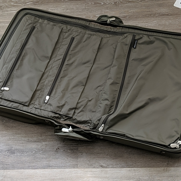 Briggs & Riley Bags Briggs Riley Rolling Garment Bag Poshmark